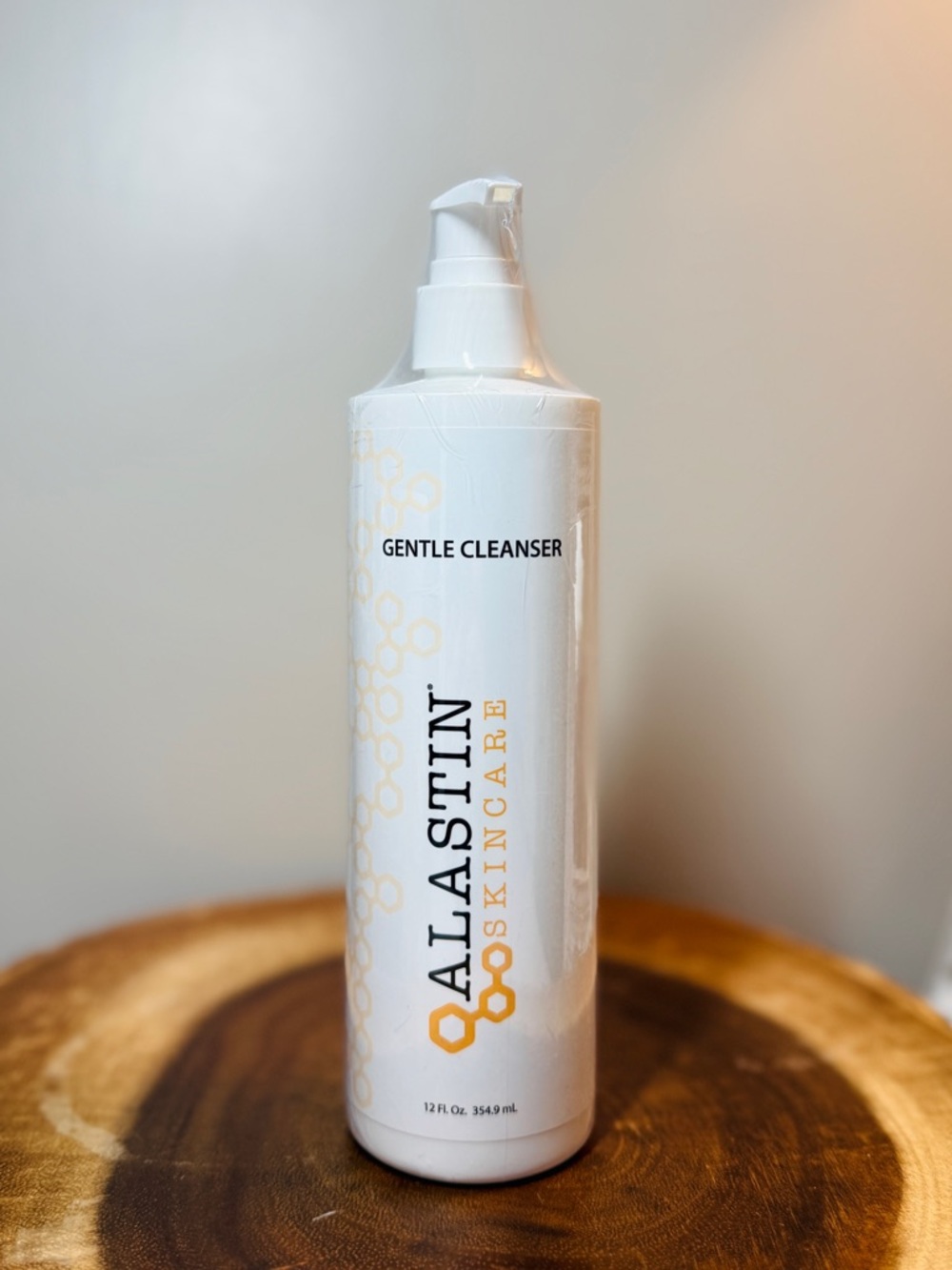 Alastin Gentle Cleanser - FULL Size!